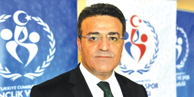 Müsteşar, beşinci diplomasını aldı