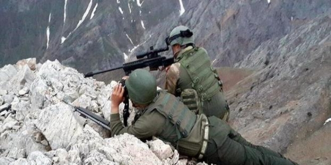 Saldırı sonrası kaçmaya çalışan iki terörist öldürüldü