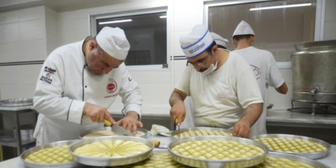 Baklavaclarda bayram tela balad