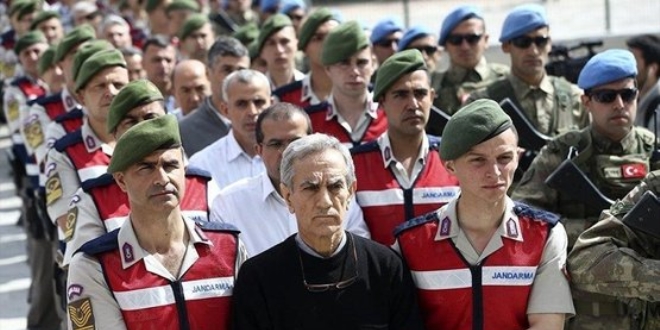 Yalanı yaşam tarzı haline getirmişler