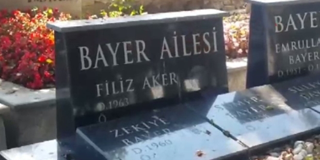 Filiz Aker bir ay önce bu mezarı hazırlatmış