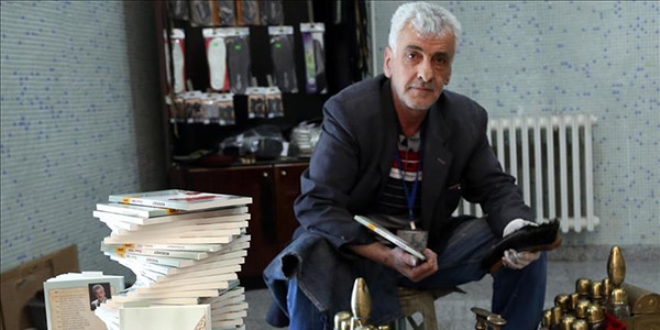 Adliyenin 'şair' boyacısı
