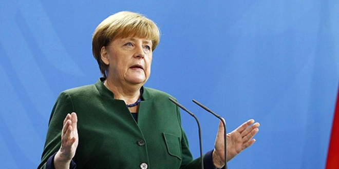 Merkel'den Türkiye hakkında açıklamalar