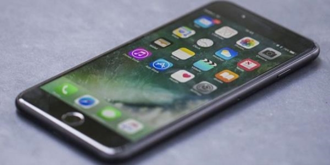 iPhone 8'in iç parçalarının görüntüleri sızdı