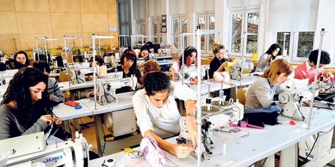 Bayramlarda çalışan herkes zamlı ücret alır