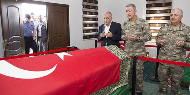 Orgeneral Akar'dan Süleyman Şah ziyareti