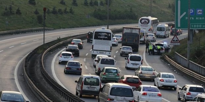 Tatilcilere 'erken yola çıkın' uyarısı