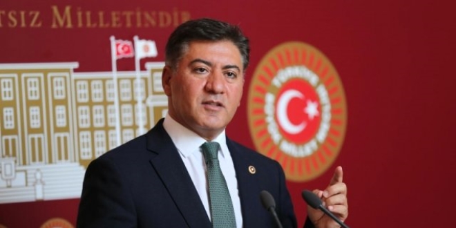 'Yargı sonucu olmaksızın cezaevleri tıka basa dolu'
