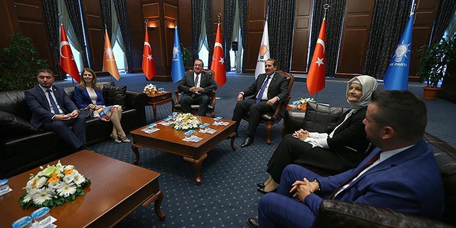 AK Parti'ye bayram ziyaretleri