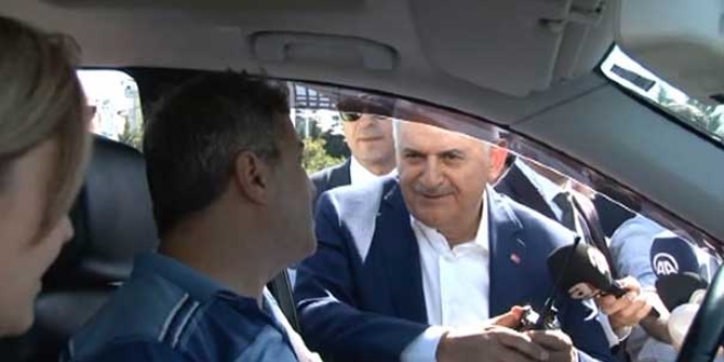 Başbakan Yıldırım, İstanbul'da trafik uygulamasına katıldı
