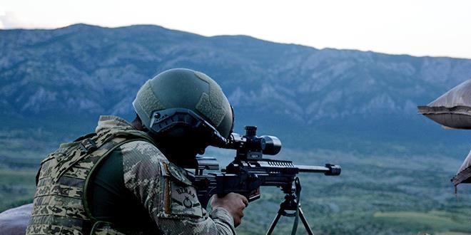 Hakkari'de 3 terörist etkisiz hale getirildi