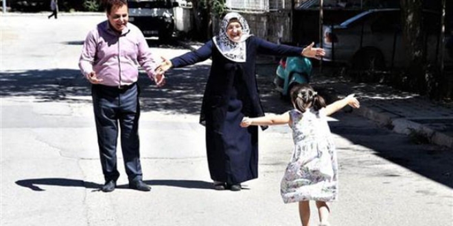Acılı çiftin evliliğini down sendromlu Gizem kurtardı