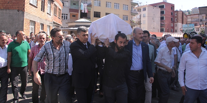 Eski Kara Kuvvetleri Komutanı Çolak'ın acı günü
