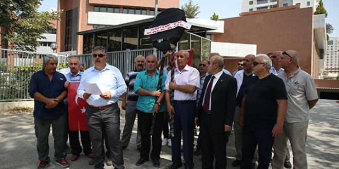 Emekli özel harekatçılardan dizi protestosu