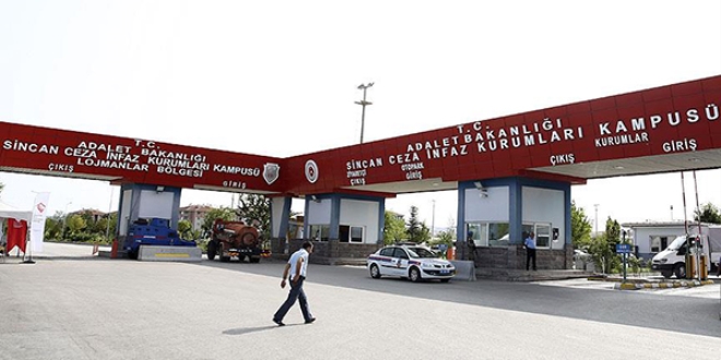 Gözdağı vermek için Genelkurmay'ın üstünde uçmuş