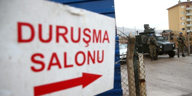 Kumpas davalarının hakim ve savcıları yargılanıyor