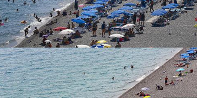 Dünyaca ünlü Konyaaltı Sahili boşaldı