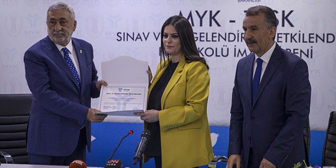Ticari araç şoförlerine mesleki yeterlilik belgesi