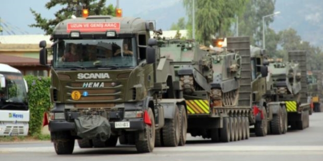 Sınır birliklerine gönderilen tanklar Hatay'a ulaştı