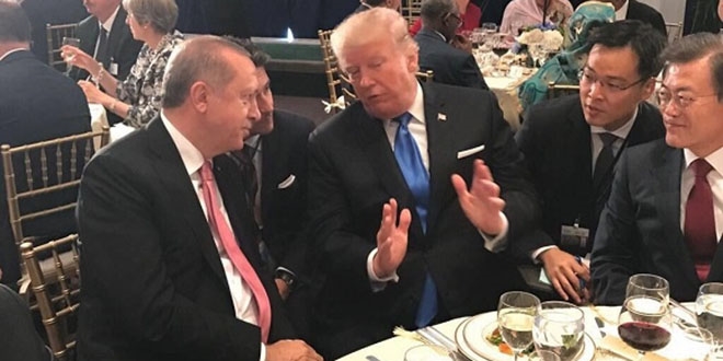 Erdoğan, ABD Başkanı Trump ile bir süre sohbet etti