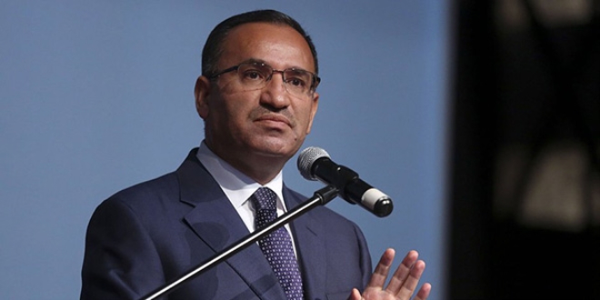 Bekir Bozdağ: Barzani ateşle oynuyor