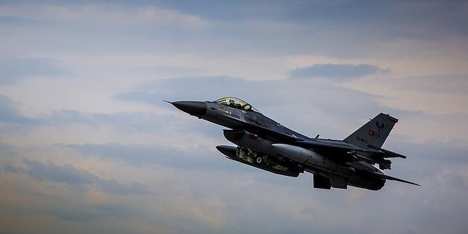 Irak'ın kuzeyinde terör örgütü PKK'nın kampları vuruldu