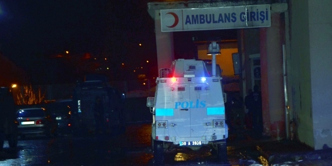 Hakkari'de çatışma: 1 asker şehit, 4 asker yaralı