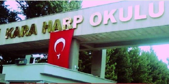 Kara Harp Okulu'na okul komutanının talimatıyla girdim
