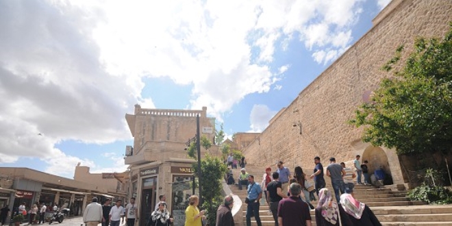 Mardin'de eylül ayında turist yoğunluğu