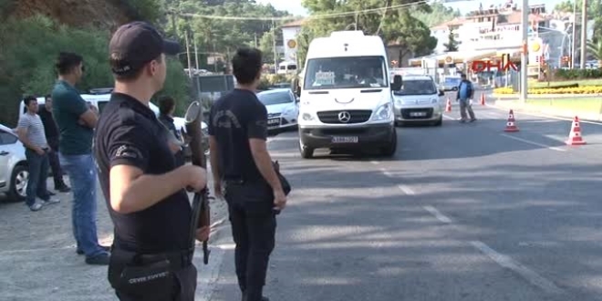 FETÖ'den firari askerler kontrol noktasında yakalandı