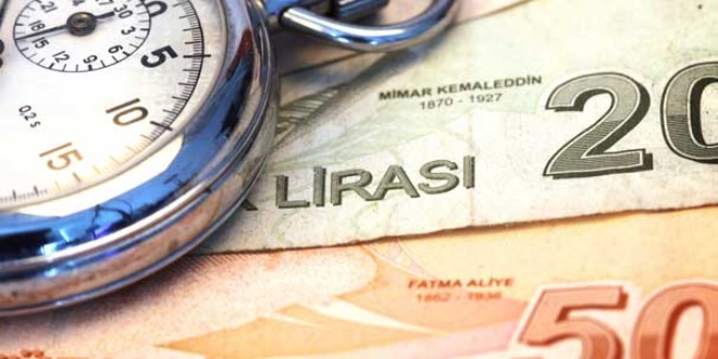 Kredi faizlerinde bir yılın en hızlı düşüşü