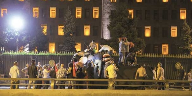 Ankara'daki darbe girişimi davasında 11 er tahliye edildi
