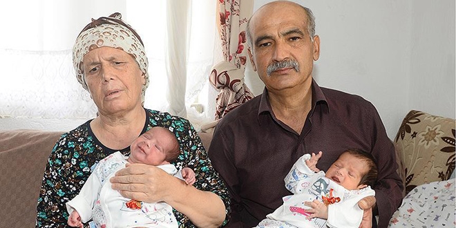 Uşak'ta 55 yaşındaki çiftin ikiz mutluluğu