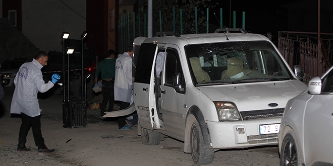 AK Parti İl Başkan Yardımcısı'nın aracına bombalı saldırı