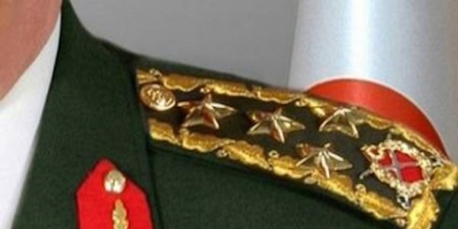 FETÖ sanığı: Tuğgenerallik rütbesini bizzat Gülen taktı