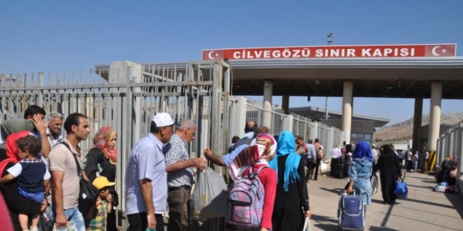 Suriyeli sığınmacıların Türkiye'ye dönüşleri sürüyor