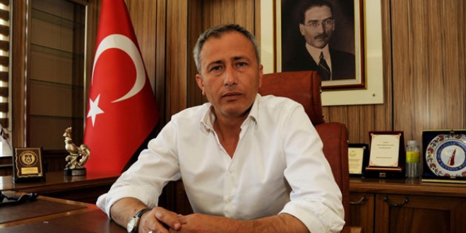 Gökçeada Belediye Başkanı partisinden istifa etti