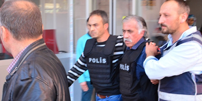 4 çocuk annesini 'muska' yüzünden öldürmüş