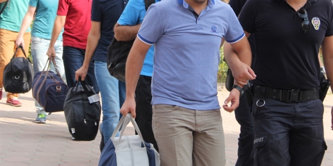 Sivas'ta 1 astsubay tutuklandı, 9 asker serbest bırakıldı