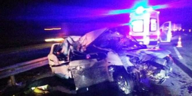 Kars'ta trafik kazası: 2 ölü