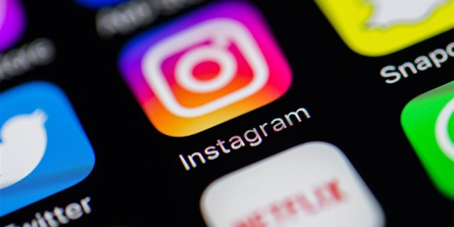 Instagram'a anket zellii geldi