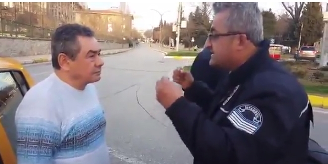 Bu trafik polisini ödüllendirelim