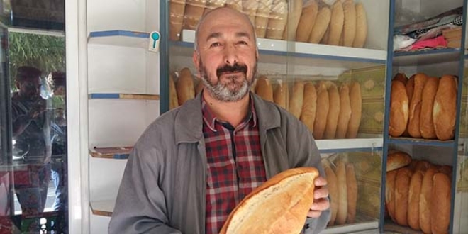 Asgari ücretle çalışan işçiden örnek bağış