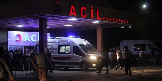 Diyarbakır'da hain saldırı: 2 şehit 1 yaralı