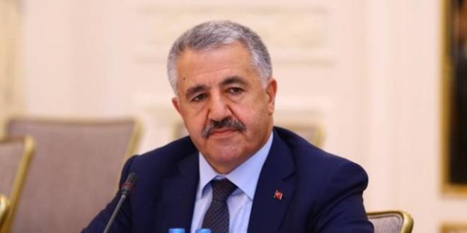Bakan Arslan: Projelerimiz hız kesmeden devam edecek