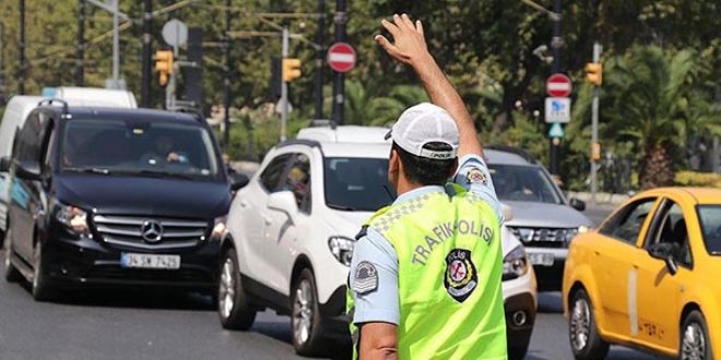 İstanbullular dikkat! Bu yollar trafiğe kapatılacak