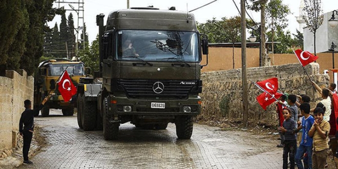 Reyhanlı'da Mehmetçik'e sevgi gösterisi