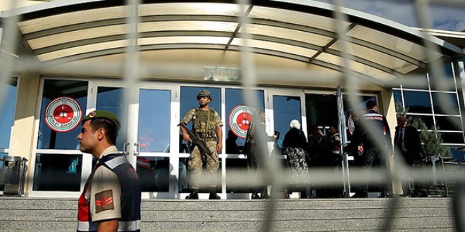 'Kaçan olursa kafasına sıkılacak'