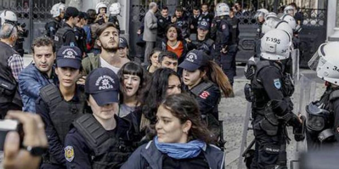 İstanbul Üniversitesi'nde polis müdahalesi: 67 gözaltı