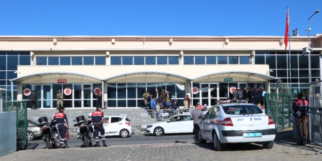 'Canlı bomba geliyor' diye ateş açıldı, resmen taradılar